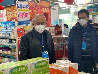 株洲市医保局督查协议连锁药店 协力筑牢疫情防线 规范消毒剂销售管理